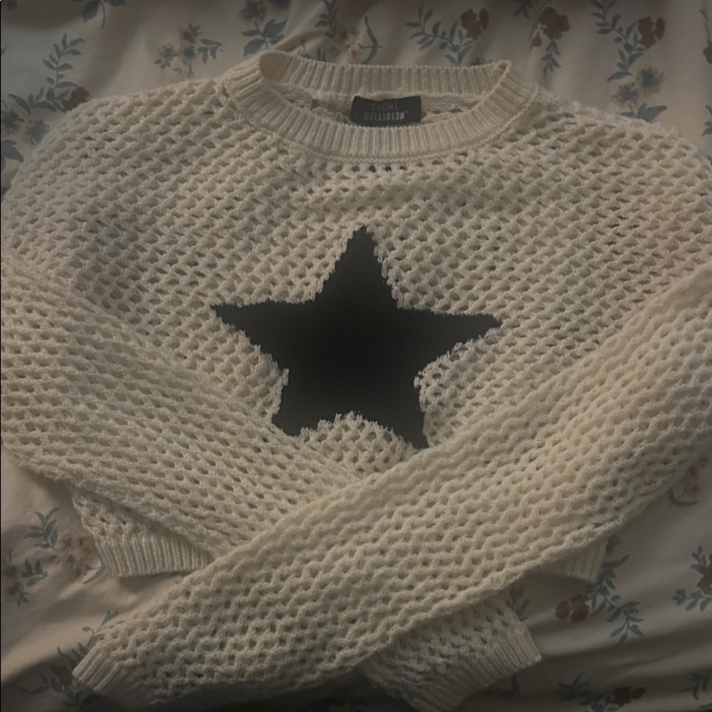 Social Collision Black Star Crop